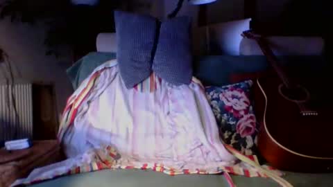 Amberr11 online show from 10, 9, 2025