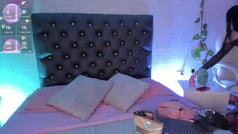 MISS AMBERR online show from 4, 2, 2026