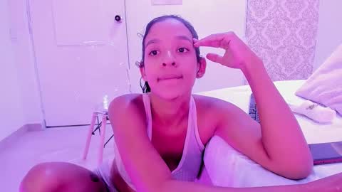 Snapshot of amberr_sweet_ chatting on 17, 11, 2025 Amberr Sweet online show from 17, 11, 2025