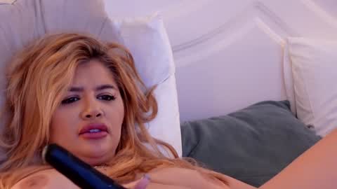 Amberseyes online show from 11, 12, 2024