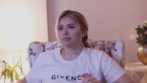 Amberseyes online show from 22, 1, 2025