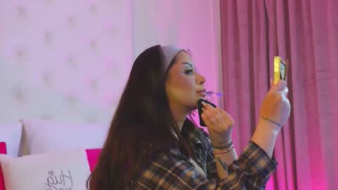 Amberseyes online show from 7, 3, 2026