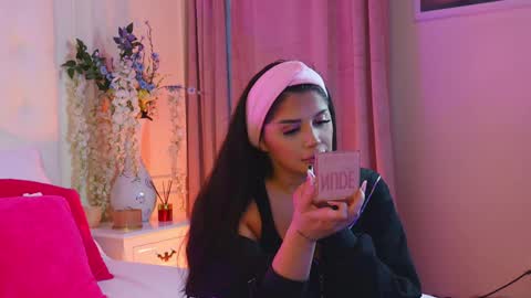 Amberseyes online show from 22, 4, 2026