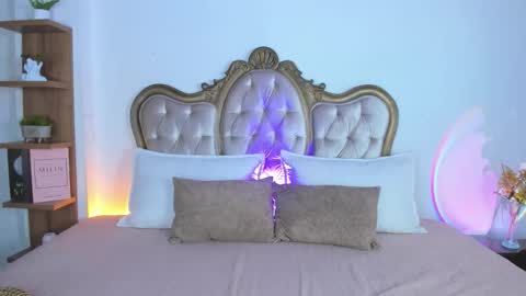 Snapshot of amberweest chatting on 3, 12, 2025 Amber online show from 3, 12, 2025