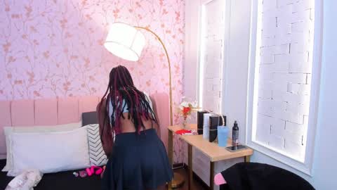 Amelia Adams online show from 17, 2, 2025