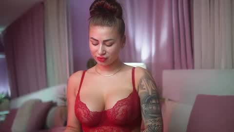  Amelia  online show from 16, 6, 2026