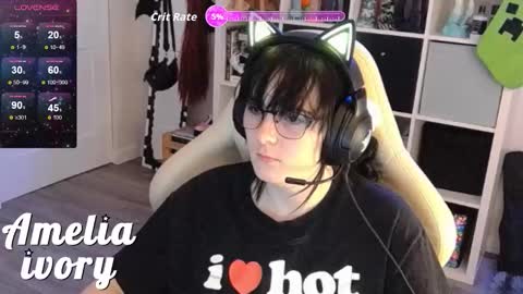 ameliaivory online show from 13, 12, 2025