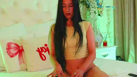 AmeliaJune online show from 30, 4, 2026