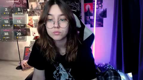 Snapshot of ameliameadd chatting on 9, 10, 2025 Amelia online show from 9, 10, 2025