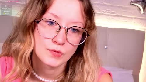 Amelie  online show from 3, 6, 2026