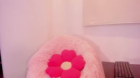 Snapshot of ameliiaa_smith chatting on 10, 6, 2026 Amelia online show from 10, 6, 2026