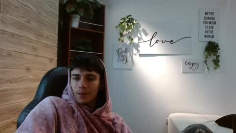 amethystshadow online show from 26, 4, 2026