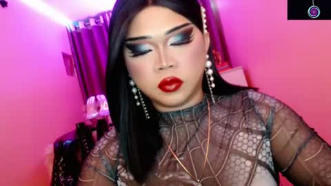 Queen Mireska online show from 9, 6, 2026