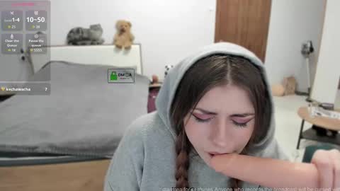 VelvetCaprice online show from 6, 2, 2026