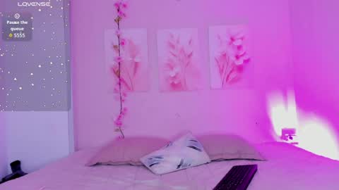 AmiiClark  online show from 4, 6, 2026