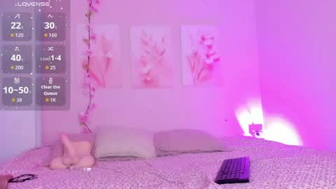 AmiiClark  online show from 10, 6, 2026