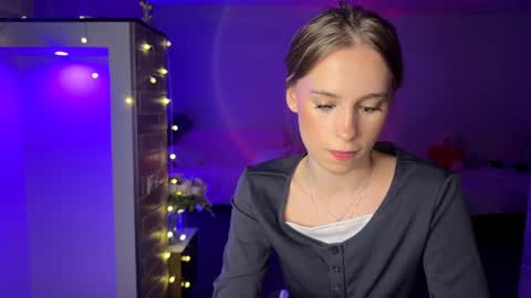 Amily online show from 27, 6, 2026
