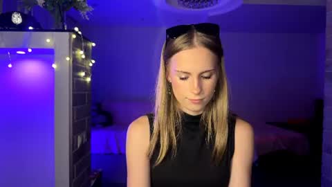 Amily online show from 25, 7, 2026