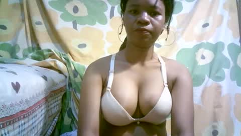 aminah01 online show from 18, 11, 2025