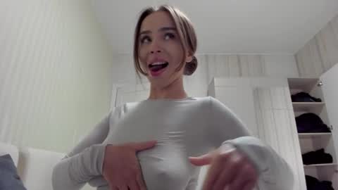 Snapshot of aminaswan_ chatting on 26, 6, 2026 Kristina online show from 26, 6, 2026