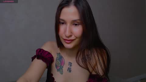 Snapshot of aminegulse chatting on 27, 11, 2025 Camilla online show from 27, 11, 2025