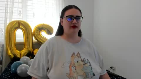 Snapshot of amiravyxen chatting on 29, 4, 2026 Amira Vyxen online show from 29, 4, 2026