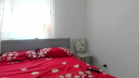 Snapshot of amiravyxen chatting on 9, 6, 2026 Amira Vyxen online show from 9, 6, 2026