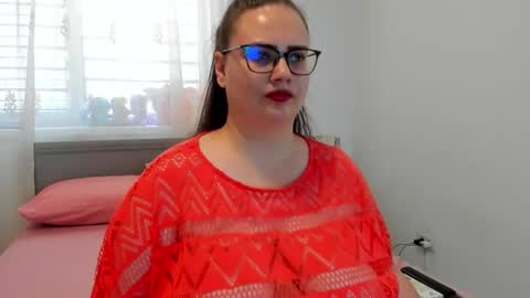 Amira Vyxen online show from 28, 7, 2026
