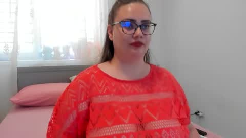 Amira Vyxen online show from 28, 7, 2026
