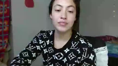 Snapshot of amitlu_ chatting on 23, 9, 2025 amitlu_ online show from 23, 9, 2025