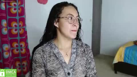 Snapshot of amitlu_ chatting on 23, 11, 2025 amitlu_ online show from 23, 11, 2025