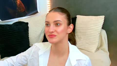 Snapshot of ammirra_a chatting on 11, 4, 2026 Amira online show from 11, 4, 2026