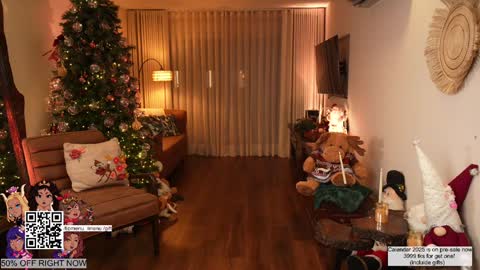 Snapshot of amnie_ chatting on 3, 1, 2025 RETURN 30TH 100 explicit on online show from 3, 1, 2025