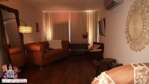 Snapshot of amnie_ chatting on 10, 3, 2025 RETURN 30TH 100 explicit on online show from 10, 3, 2025