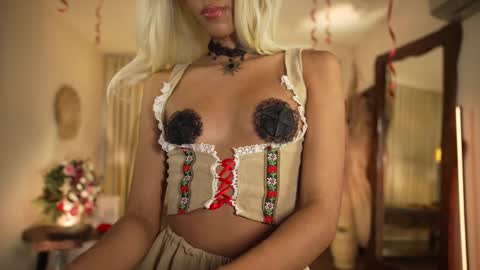 Snapshot of amnie_ chatting on 1, 10, 2025 RETURN 30TH 100 explicit on online show from 1, 10, 2025