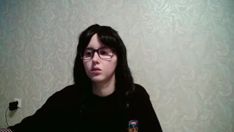 Amomira online show from 5, 3, 2025