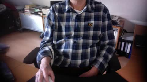 Amor2200 online show from 24, 11, 2025