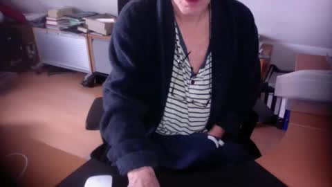 Amor2200 online show from 30, 11, 2025