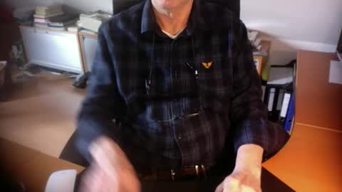 Amor2200 online show from 19, 3, 2026