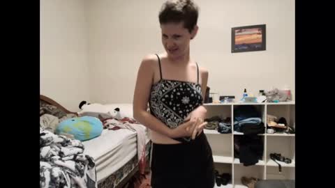 Snapshot of amoramystic chatting on 22, 9, 2025 Amora Mystic online show from 22, 9, 2025