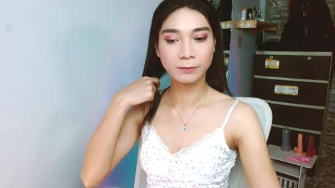 Snapshot of amorous_tina chatting on 22, 12, 2025 Tina online show from 22, 12, 2025