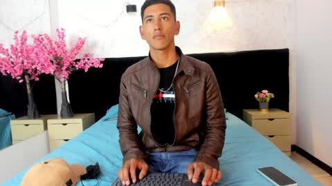 Snapshot of amorvives chatting on 11, 4, 2026 Carlos online show from 11, 4, 2026