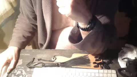 Snapshot of amslave4f chatting on 29, 10, 2025 amslave4f online show from 29, 10, 2025