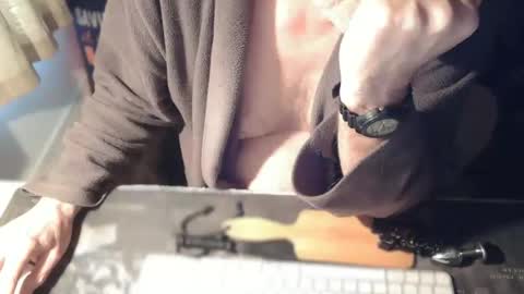 Snapshot of amslave4f chatting on 7, 1, 2026 amslave4f online show from 7, 1, 2026