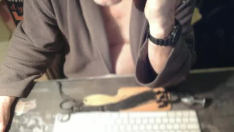Snapshot of amslave4f chatting on 12, 1, 2026 amslave4f online show from 12, 1, 2026