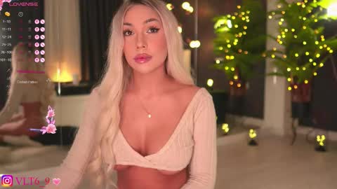 Snapshot of amunajaxson chatting on 30, 10, 2025 ------------- online show from 30, 10, 2025