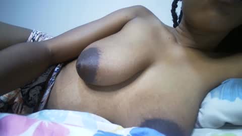 Snapshot of amunetlover chatting on 11, 12, 2024 shantel online show from 11, 12, 2024