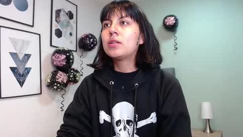 Amy 3 online show from 11, 9, 2025