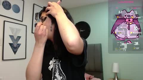 Amy 3 online show from 8, 4, 2026