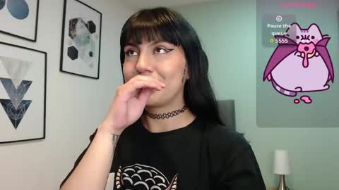 Amy 3 online show from 15, 5, 2026